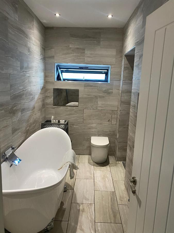 Large House Close To Greenwich 엘섬 외부 사진