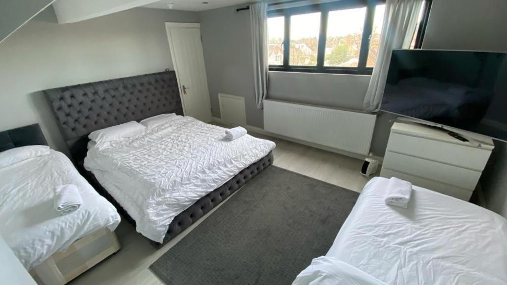 Large House Close To Greenwich 엘섬 외부 사진